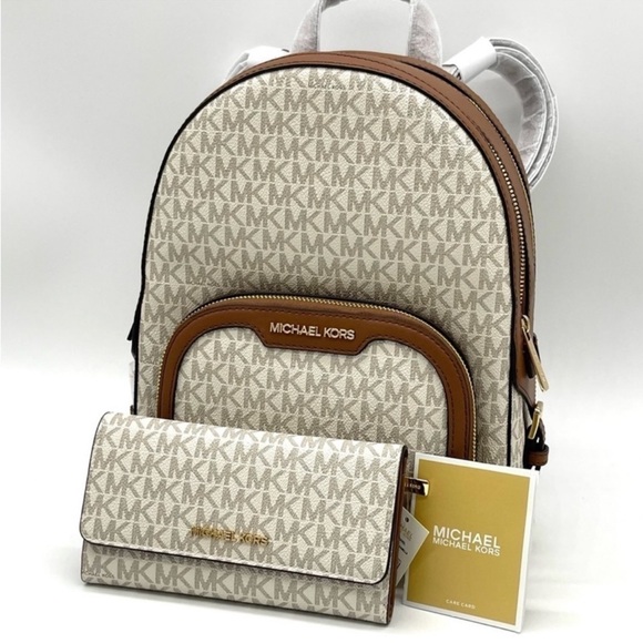 Michael Kors Handbags - Michael Kors Jaycee Medium Zip Packet Backpack & LG Trifold
Wallet Vanilla